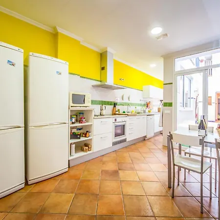 펜션 6 Bedroom Gorgeous In *